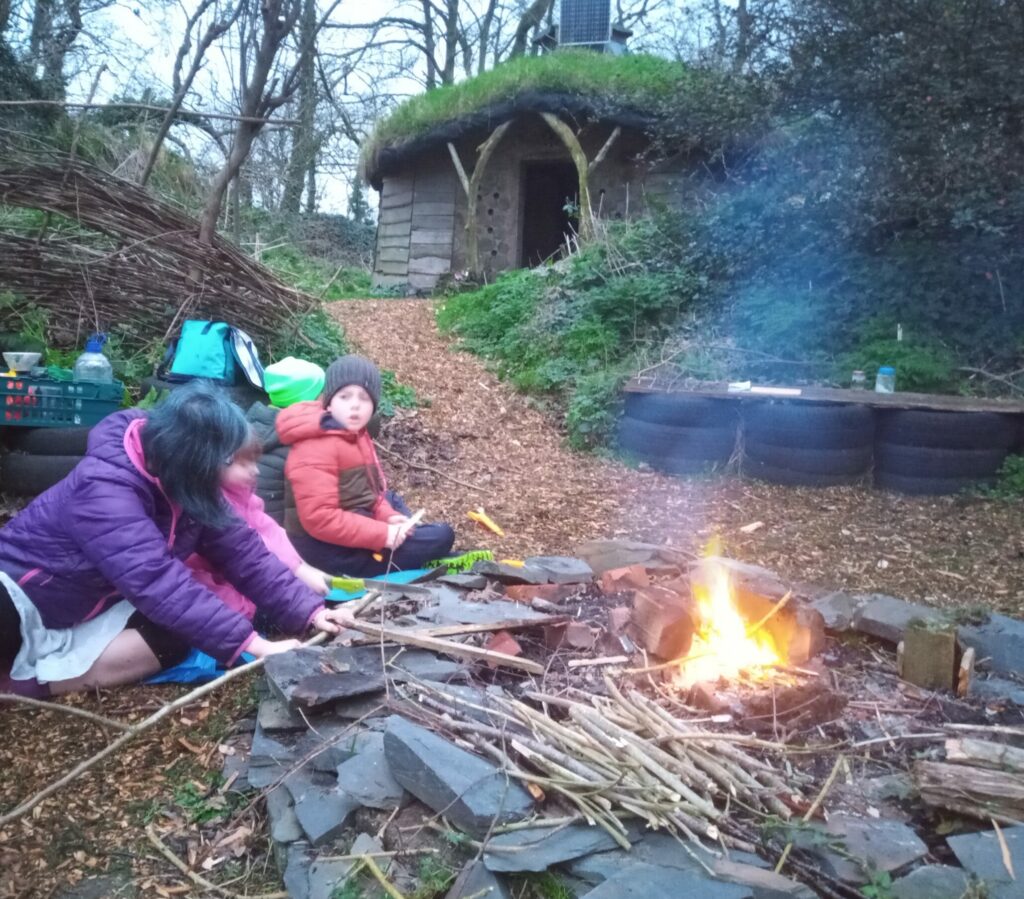 Knife Work! – Elements Forest & Garden School